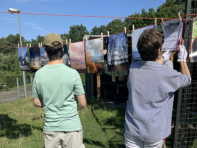 20260725 Fotoausstellung auf Leinen Vorbereitung 6 2
